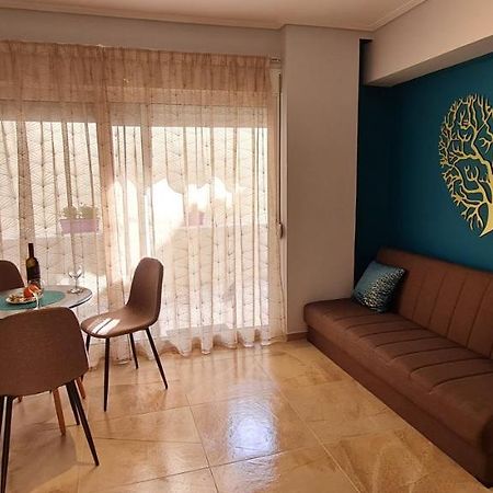 New Stylish Apartment In Athens! Bagian luar foto