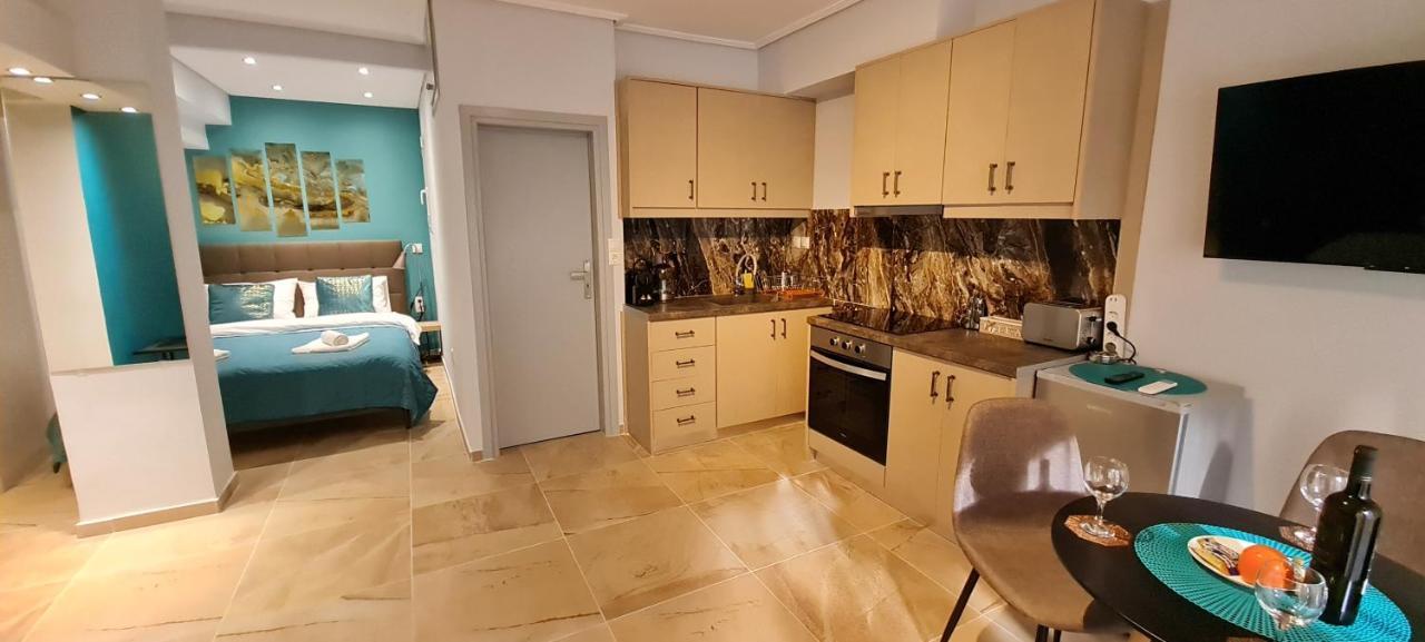 New Stylish Apartment In Athens! Bagian luar foto
