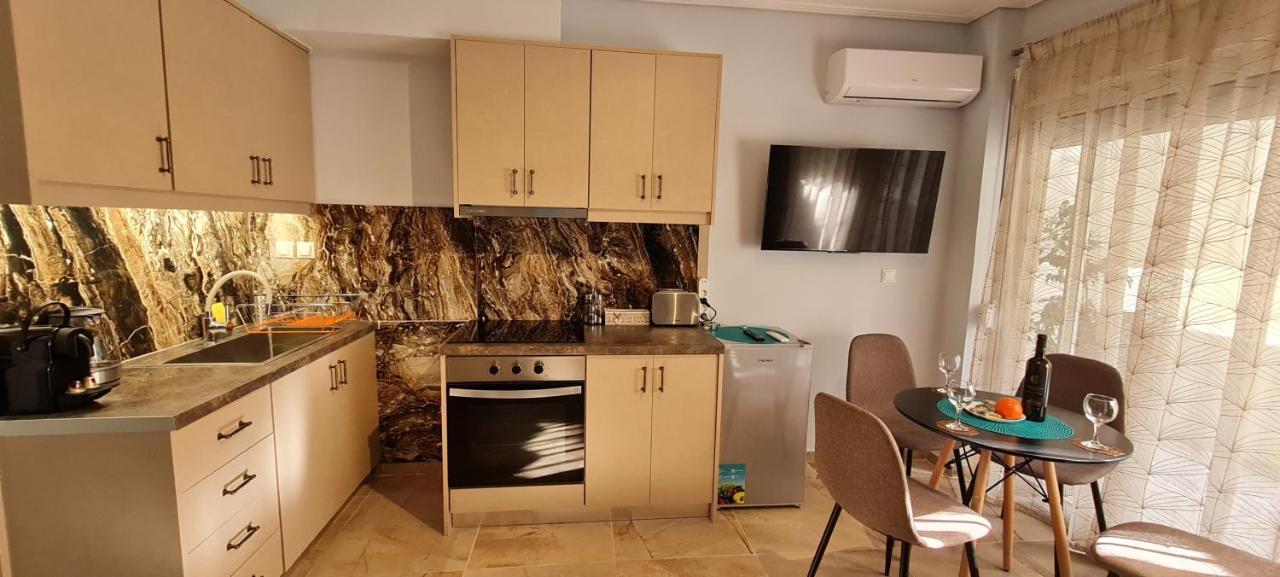 New Stylish Apartment In Athens! Bagian luar foto
