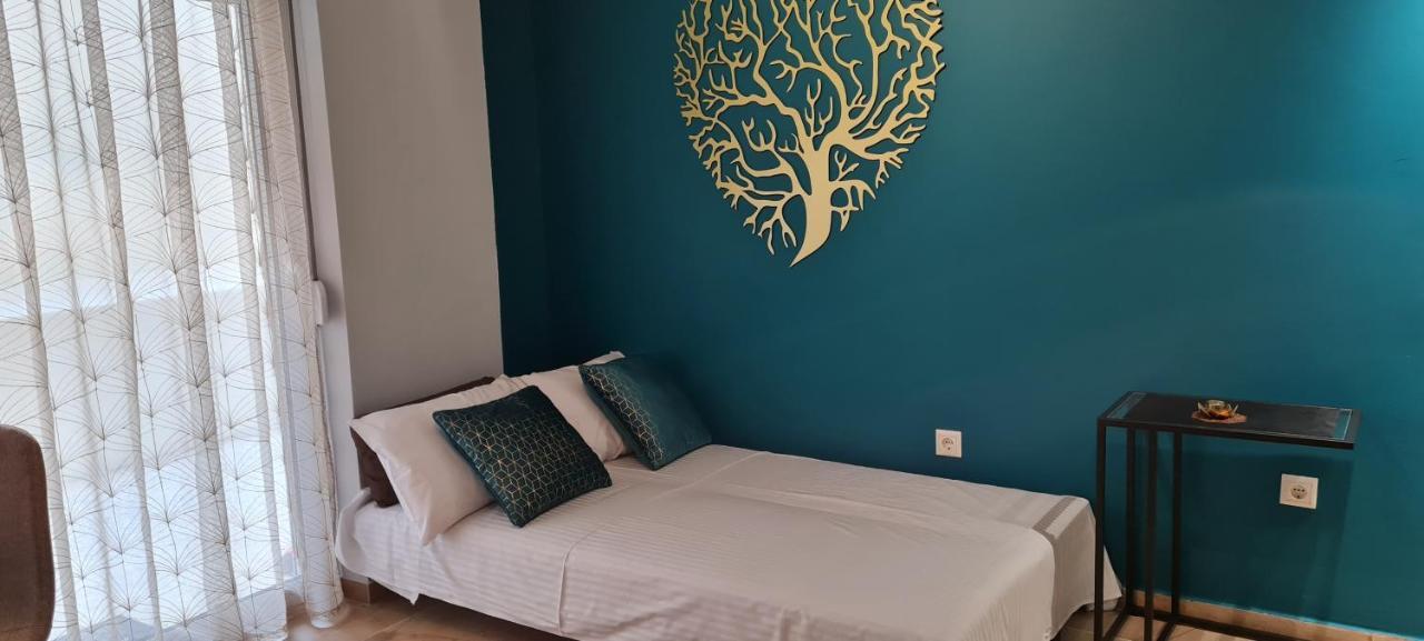 New Stylish Apartment In Athens! Bagian luar foto