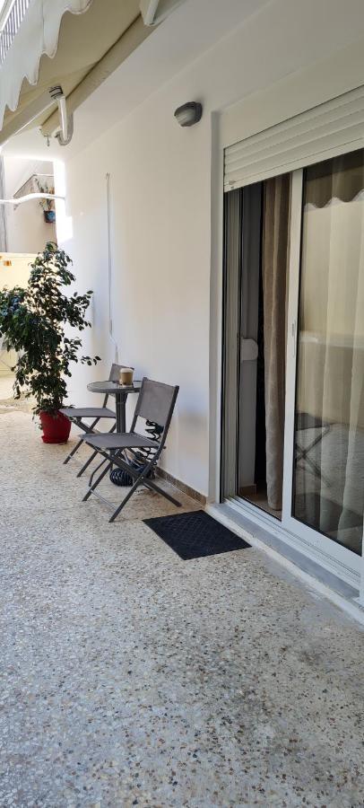 New Stylish Apartment In Athens! Bagian luar foto